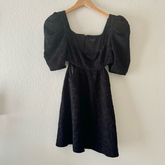 Majorelle Tillie Jacquard Puff Sleeve Cut Out Mini Dress in Black NEW - Picture 4 of 7